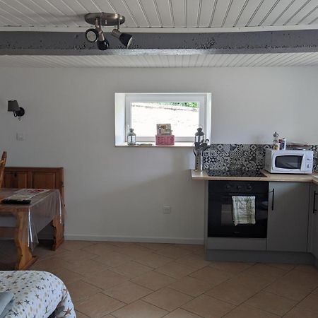 Studio A La Campagne Dans Corps De Ferme Renovee Chancey Rom bilde